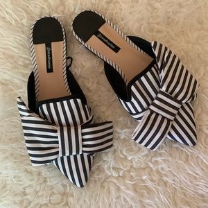 Black & White Bow Mules